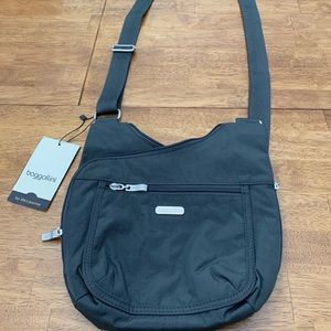 Baggallini Crossbody bag